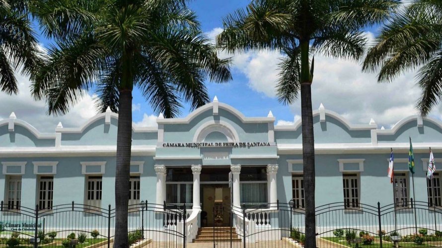 Justiça pede à Câmara de Feira detalhes sobre a CPI das Cestas Básicas