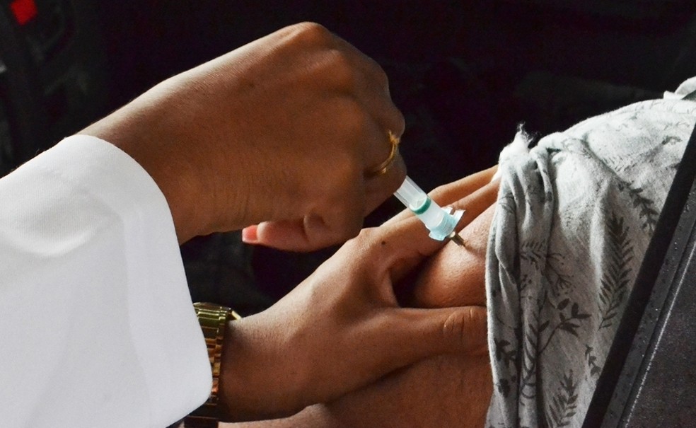 Covid-19: confira locais dos grupos prioritários de vacinação em Feira de Santana