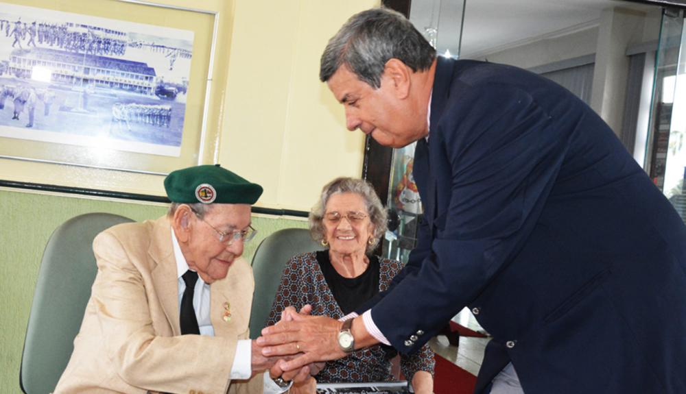 Prefeito decreta luto oficial pela morte do último ex-combatente de Feira