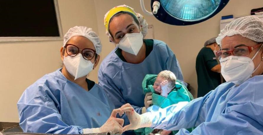 Nasce no HEC primeiro bebê de Feira de Santana com anticorpos para a COVID-19