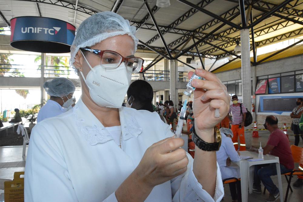 Profissionais de imprensa podem se vacinar neste sábado, 5, na UniFTC