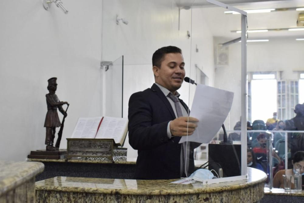 Aprovado em 2ª votação projeto que dá caráter essencial a transportes por meio de aplicativo