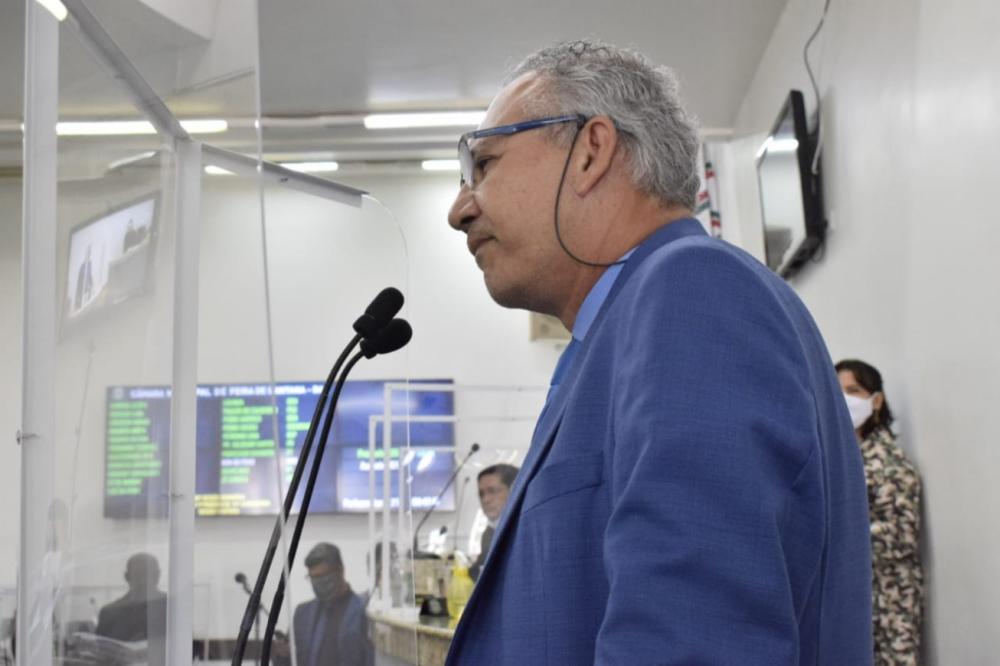 Geilson visita a Câmara e pede 