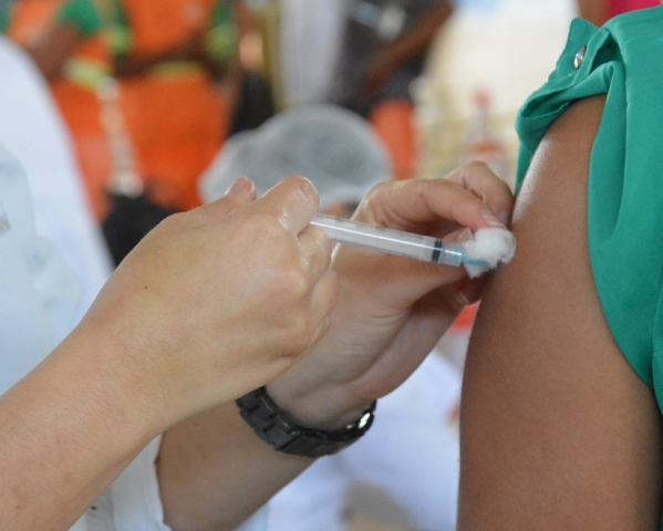 Covid: está suspensa vacinação neste sábado (12) na UBS Caseb I, em Feira