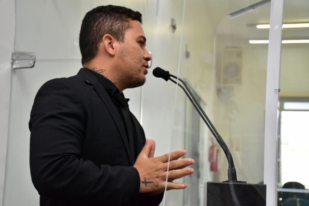 Motorista por aplicativo é 