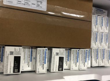 Jassen: lote de vacina com dose única será distribuído em Feira de Santana