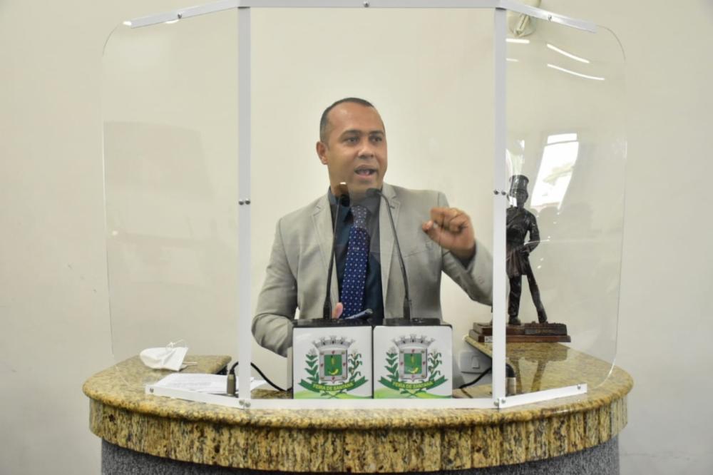 Caso da servidora que recebeu R$ 31.400 em um mês abre precedente para questionamento