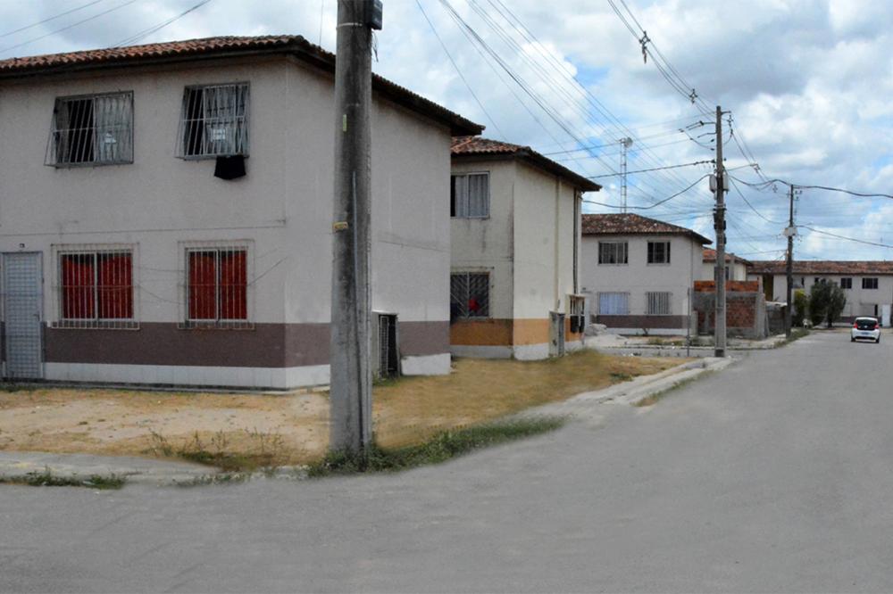 Quase 1.500 imóveis do Minha Casa Minha Vida estão abandonados, em Feira