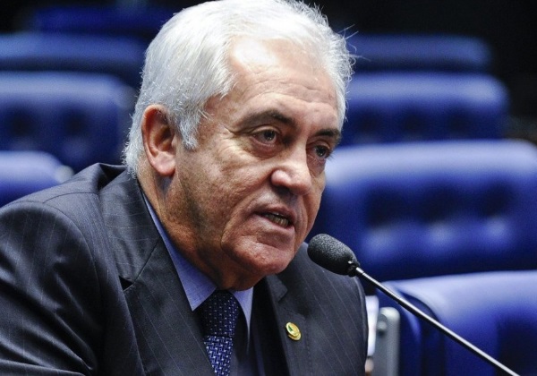 Senador Otto Alencar está infectado com coronavírus