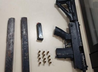 Homem é encontrado com submetralhadora pela PM no Sítio Novo