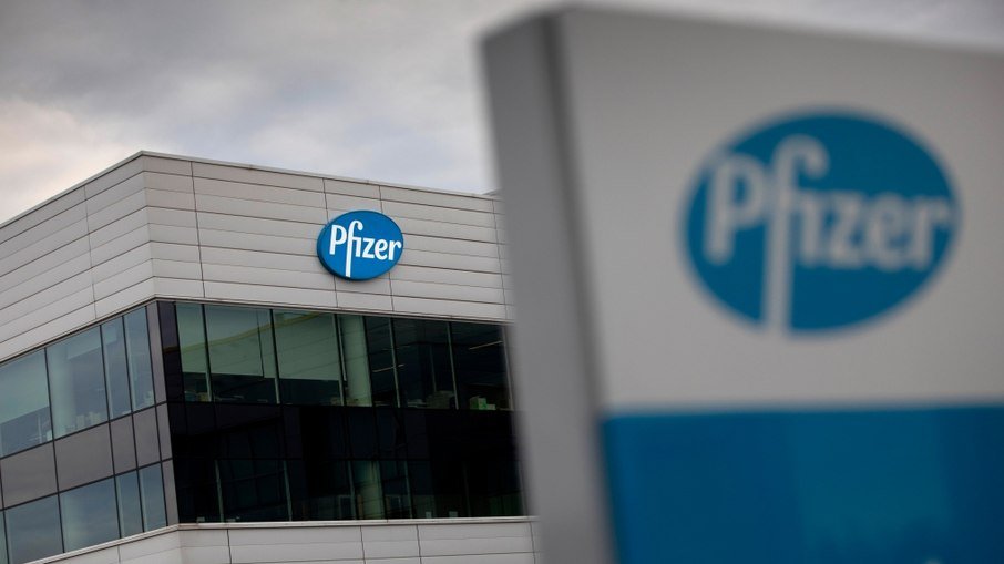 Pfizer entrega 1 milhão de doses por dia ao Brasil até agosto