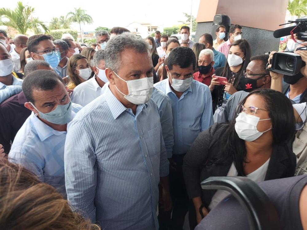 Covid-19: apesar de queda nos indicadores, Rui Costa reforça alerta à população