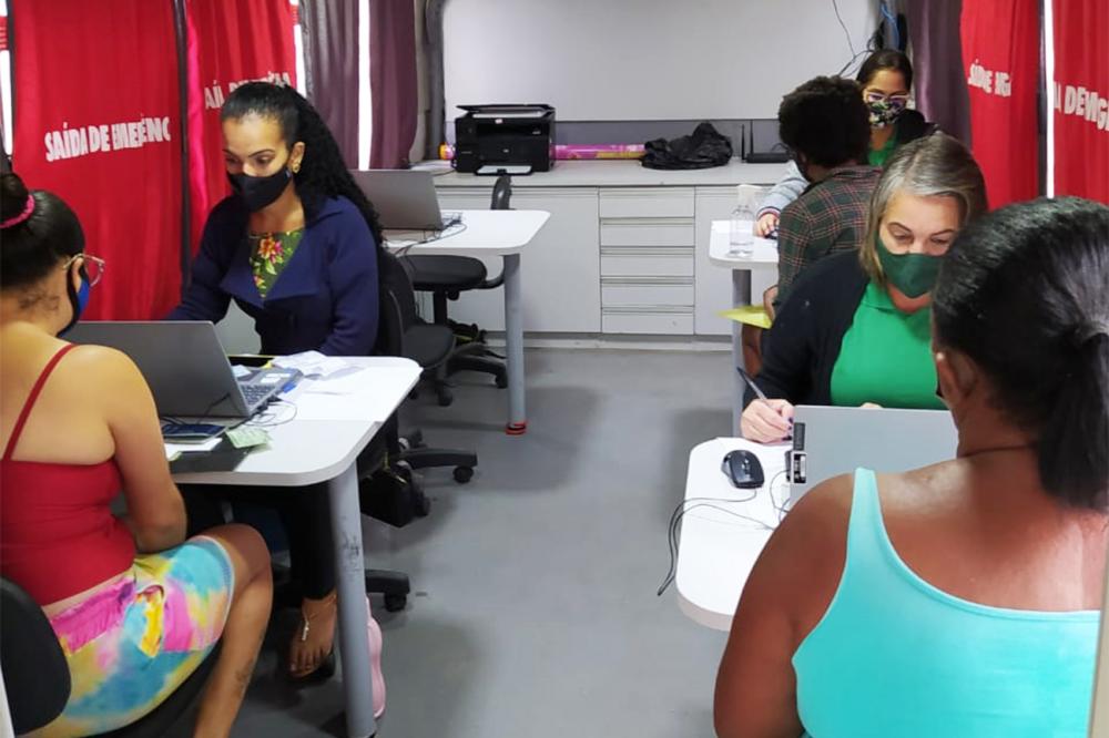 Em um dia, CRAS Itinerante registra 103 atendimentos no Campo do Gado Novo