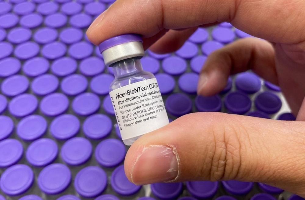 CIB aprova vacinação contra Covid-19 de jovens de 12 a 17 anos e 3ª dose para grupos prioritários