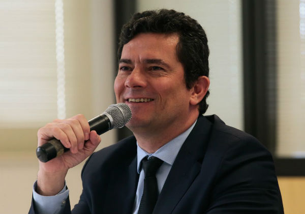 Moro divulga documentário sobre a Lava Jato e critica: Corrupção era investigada e punida