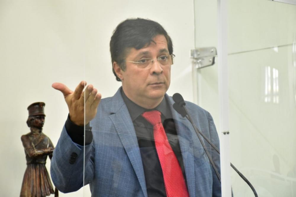 Governistas estão insatisfeitos com a presidência de Torres e querem impeachment