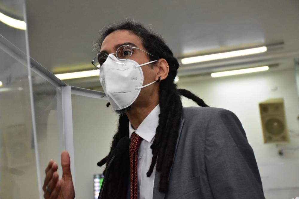 Linha de transmissão de energia elétrica é alvo de protestos de moradores da Matinha