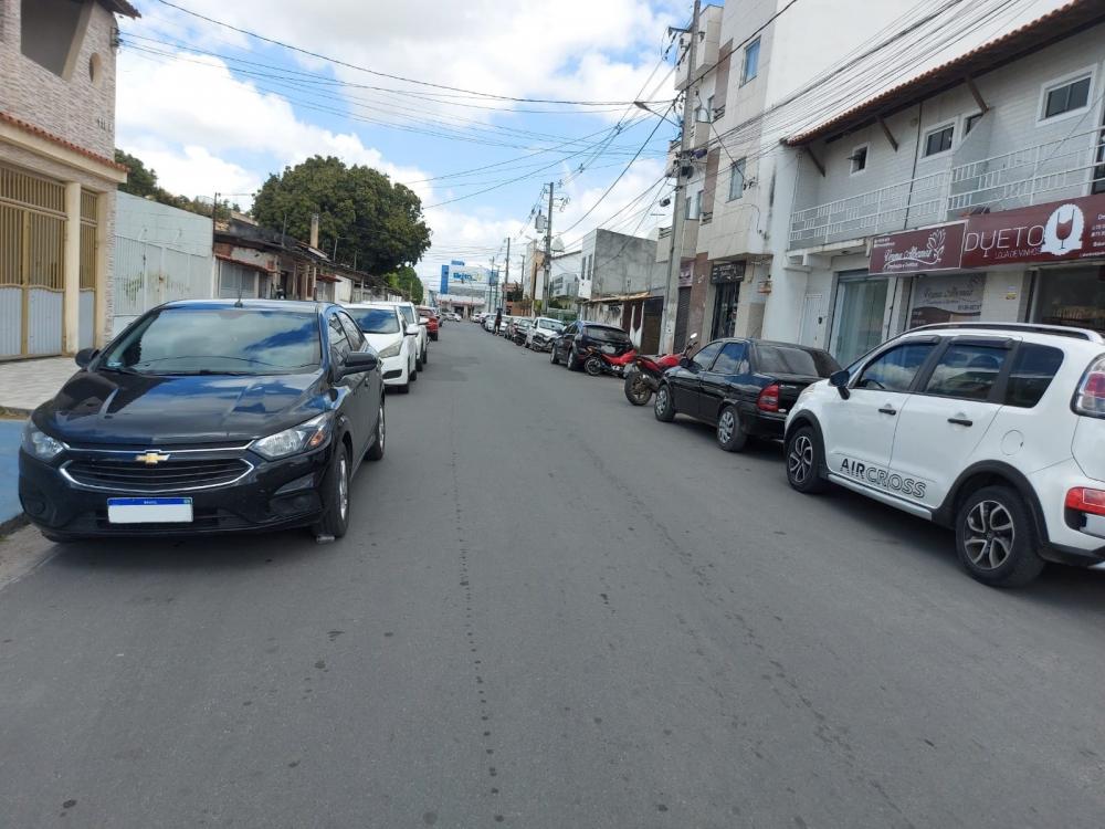 Corredor polonês em transversal da João Durval traz confusão para motoristas