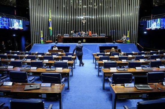 Senado barra as coligações partidárias nas eleições legislativas
