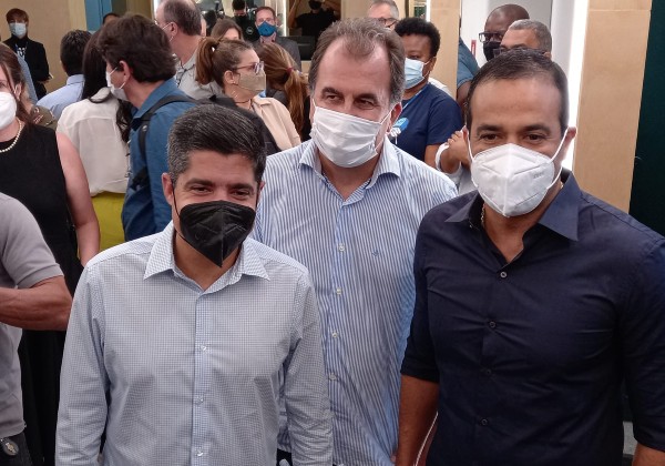 Mesmo liderando pesquisas, Neto nega sentimento de vitória: ‘É tudo, menos já ganhou’