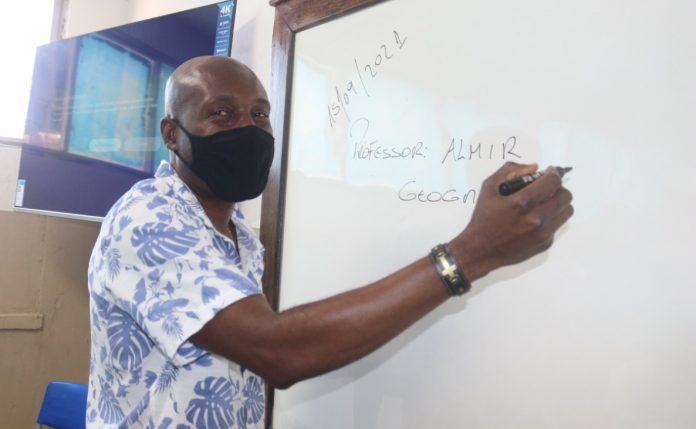 Estado convoca mais 150 professores da Educação Básica e 21 da Educação Escolar Indígena 