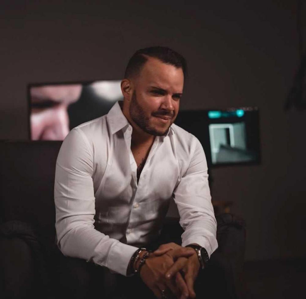 Filipe Duarte lança clipe da musica “Ela dá Show”, 