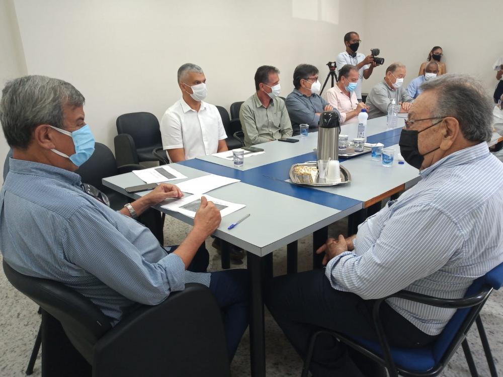 Reunião discute transformação do Parque de Exposições em local multiuso