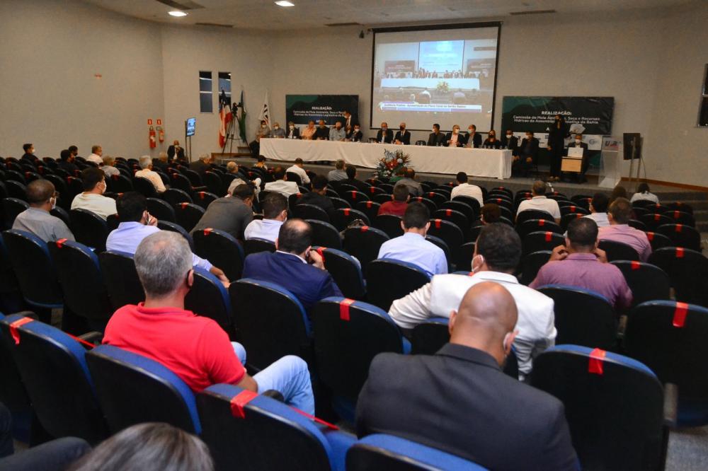 Déficit hídrico e Plano do Canal do Sertão Baiano são discutidos em Audiência Pública da Comissão do Meio Ambiente da ALBA