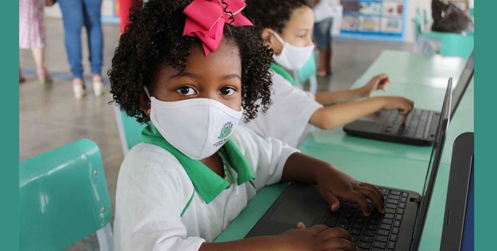 Escolas Carlos Alberto do Carmo e Dalva Suzart são adaptadas com novas tecnologias 