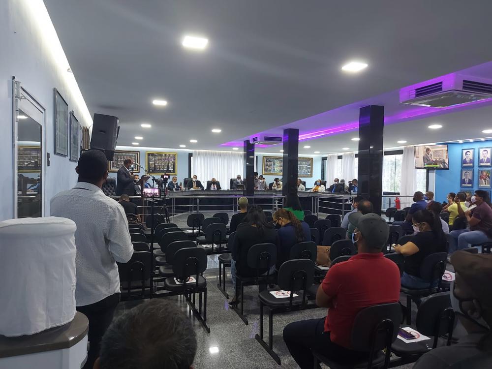 Aprovado pedido de impeachment contra Tarcísio Torres Pedreira