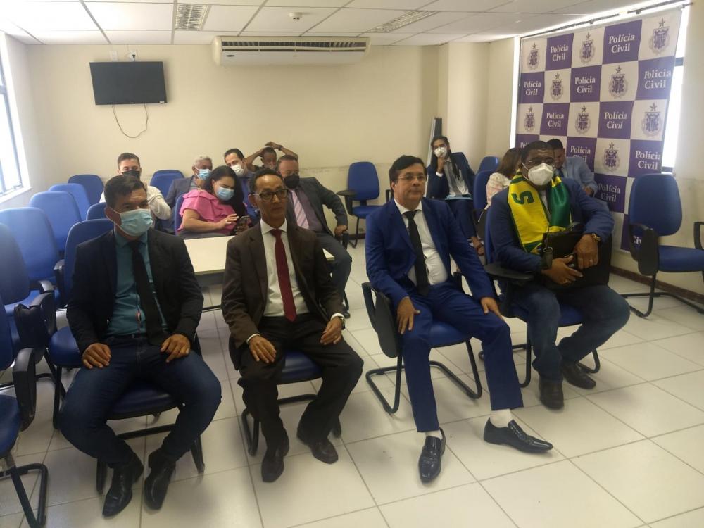 Presidente da Câmara fala sobre queixa prestada contra prefeito Colbert Martins