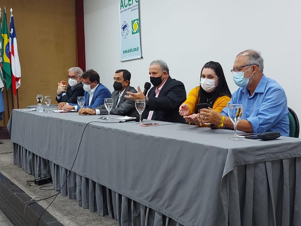 Reunião na ACEFS discute o aeroporto de Feira de Santana