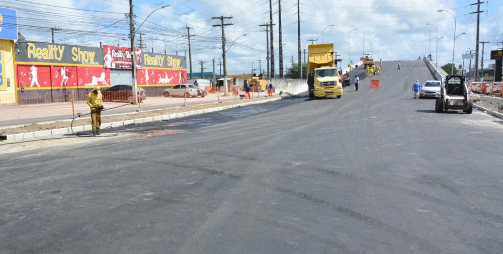 Interdição nas vias laterais do viaduto da Fraga Maia às 14h deste sábado (9)