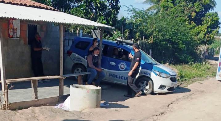 Jovem é assassinado a tiros no Papagaio