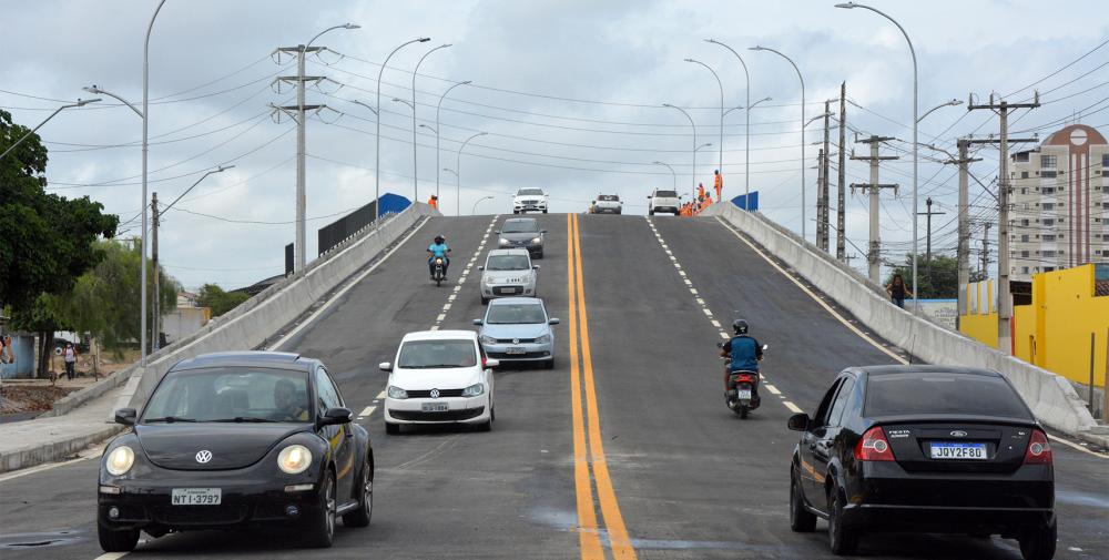 Com quatro faixas, viaduto Wilson Falcão é liberado para tráfego de veículos