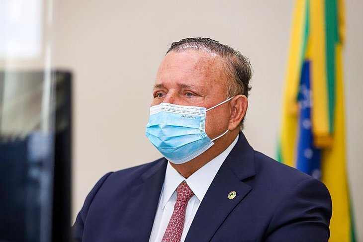 Governador em exercício se reúne com deputados para cumprir agenda de trabalho