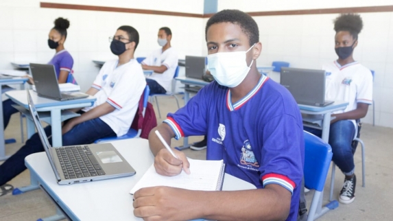 Bahia registra um dos maiores crescimentos de oportunidades educacionais para crianças e jovens, segundo o IOEB