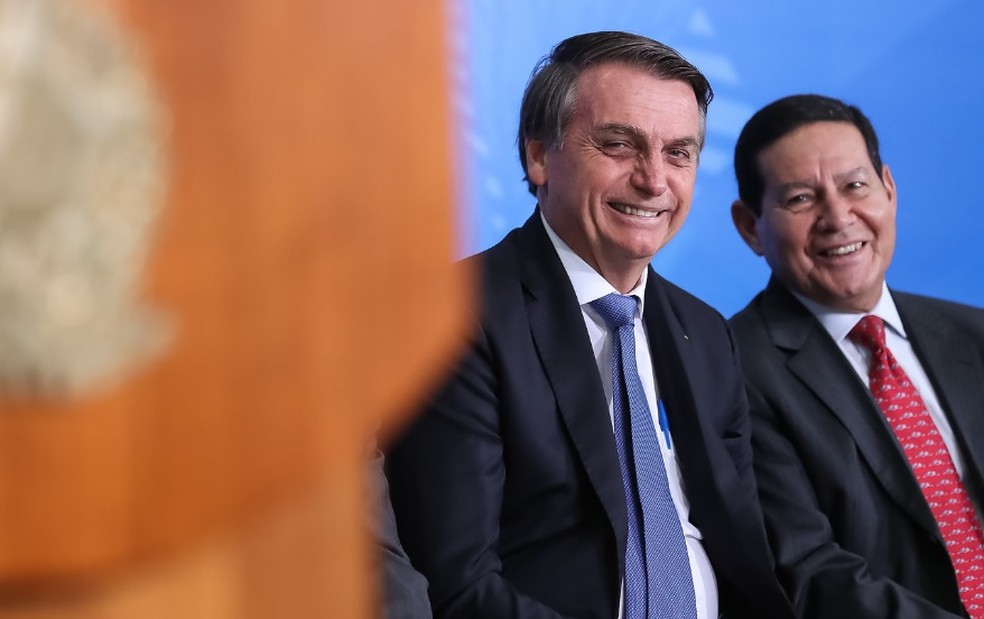 TSE rejeita cassar chapa, mas diz que disparo em massa será 