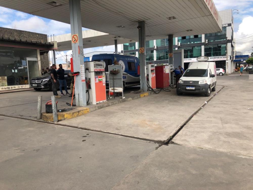 Confaz congela ICMS sobre combustíveis por 90 dias