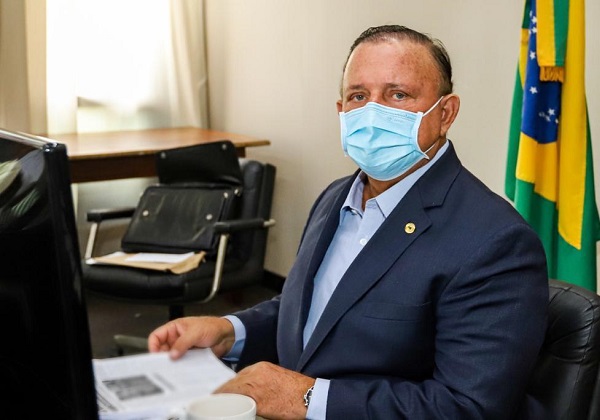 Adolfo Menezes avalia experiência como governador da Bahia em exercício