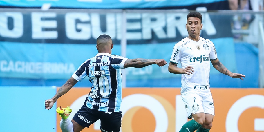 Em Porto Alegre, Palmeiras vence o Grêmio de virada pelo Brasileirão 