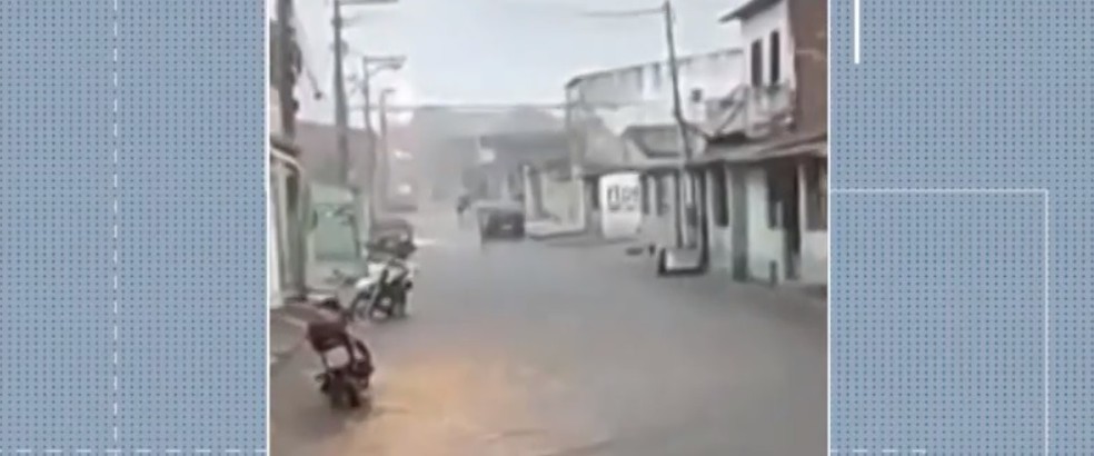 Construções irregulares têm causado alagamento no bairro Rua Nova, diz Prefeitura