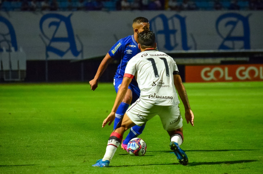 Vitória empata mais uma na Série B, desta vez com o Avaí