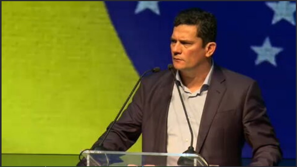 Em ato em Brasília, ex-juiz Sergio Moro se filia ao Podemos