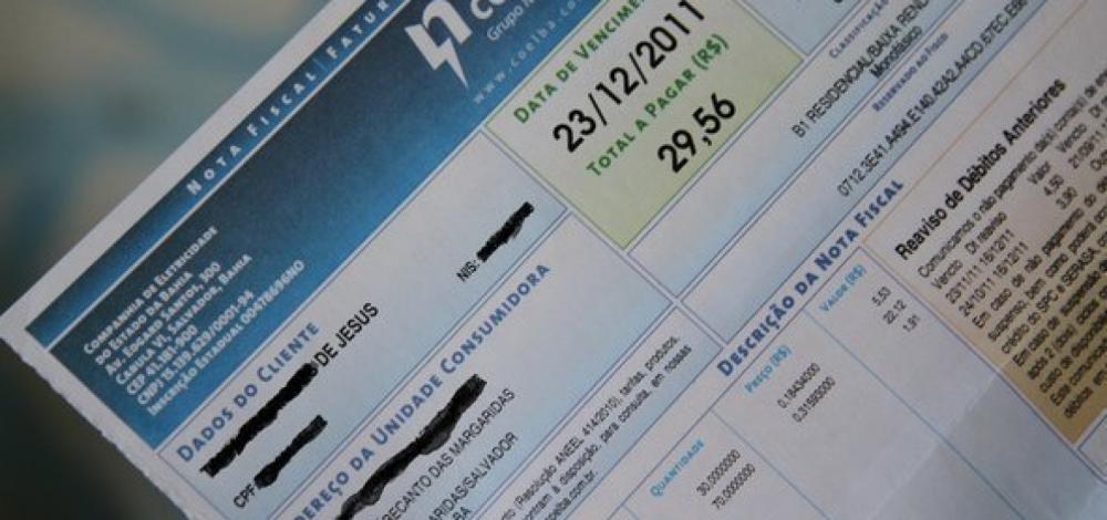 Número de queixas dobra e Coelba é líder de reclamações no Procon