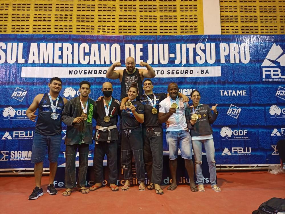 PMs conquistam medalhas em Sul-americano de Jiu-Jitsu