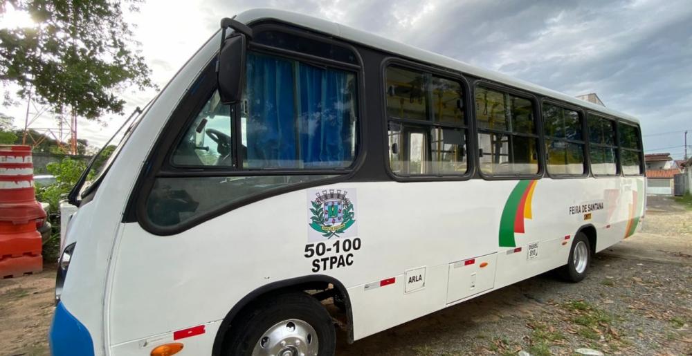 Micro-ônibus do Sistema Alternativo iniciam testes de catracas e bilhetagem eletrônica