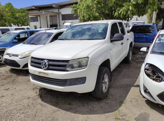 Leilão de bens públicos arrecada R$ 3,4 milhões