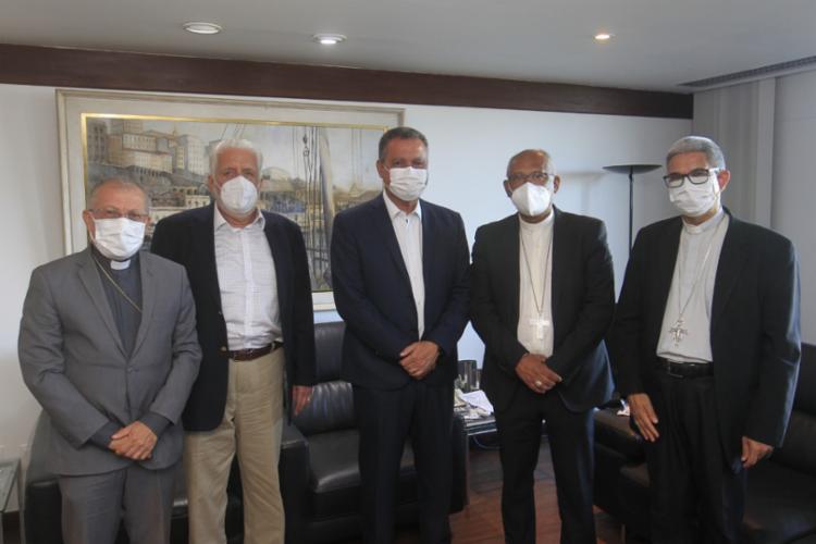 Bispos baianos manifestam preocupação com possíveis festas de Réveillon e Carnaval 2022