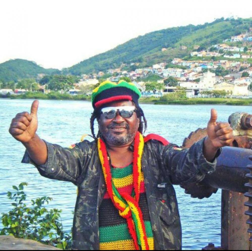 Morre em São Félix o cantor Tin Tim Gomes, irmão do reggaeman Edson Gomes